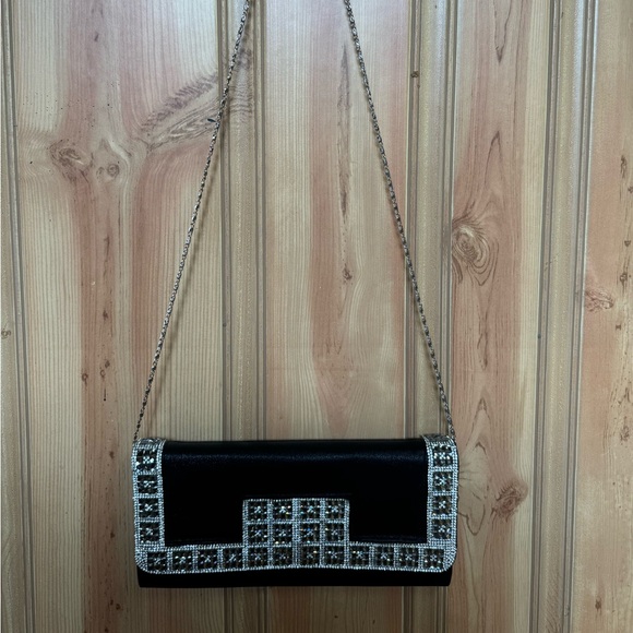 Jeweled black clutch with metal shoulder strap. - Picture 7 of 8